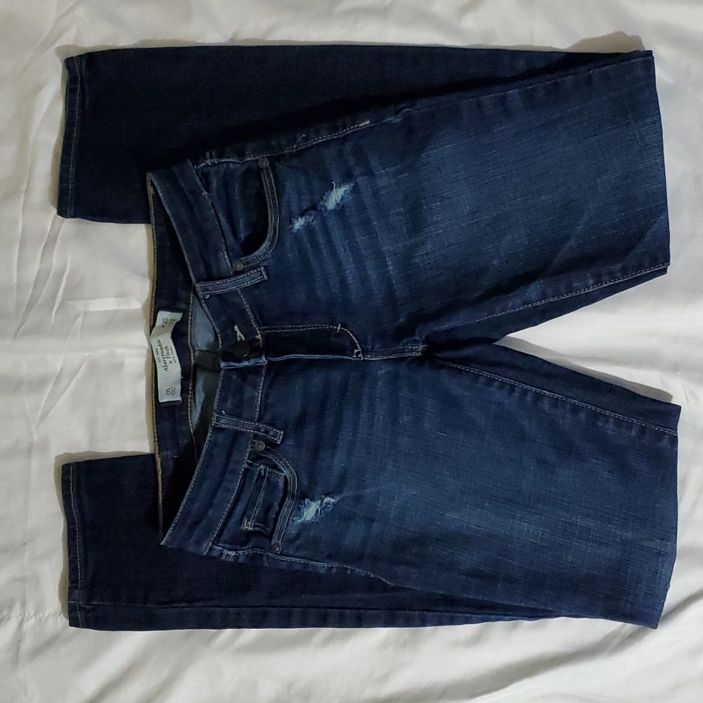 Abercrombie & Fitch Dark Wash Distressed Jeans 25x31 The A&F Skinny